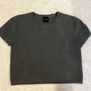 ROLO & ALE Olive green crop short sleeve top - size medium